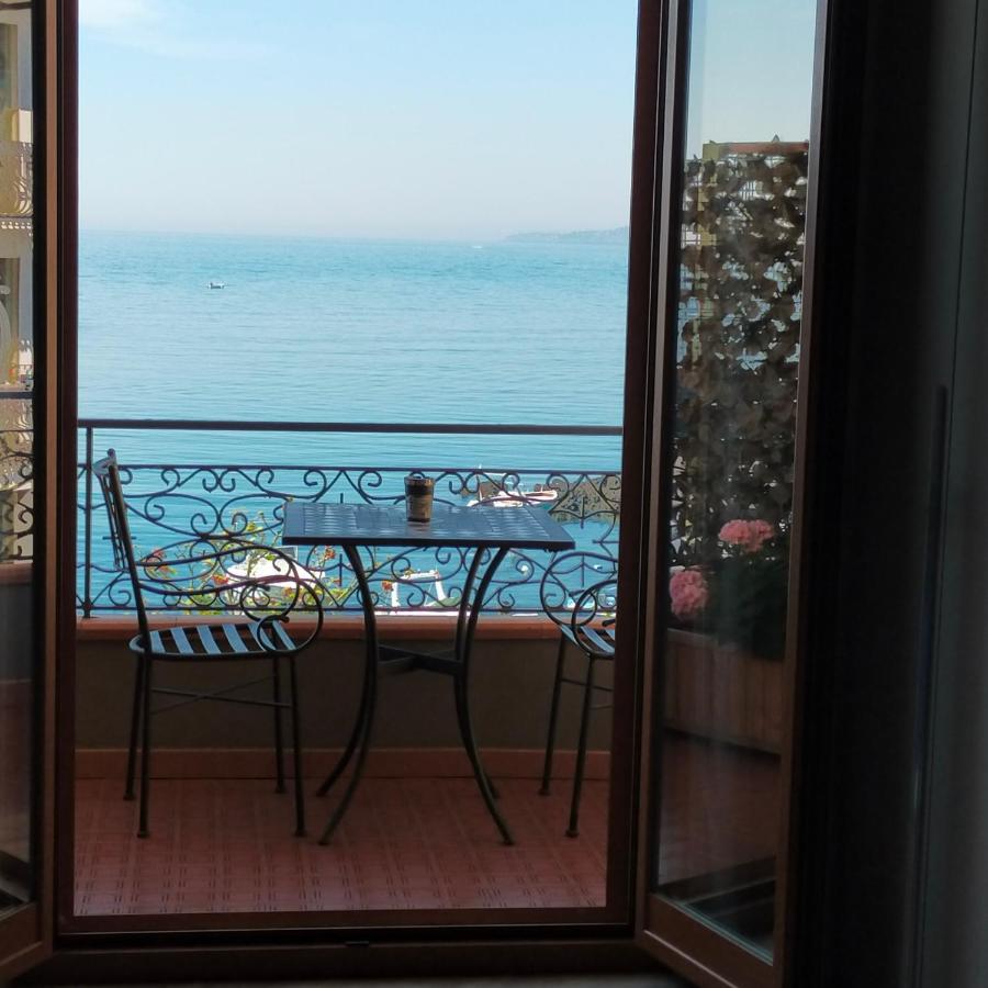 B&B La Spiaggetta Di Stazzo Acireale Exterior photo