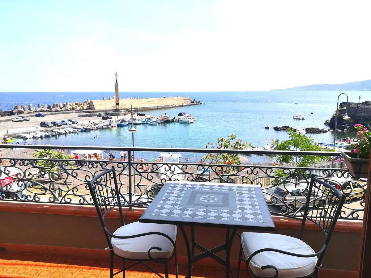 B&B La Spiaggetta Di Stazzo Acireale Exterior photo