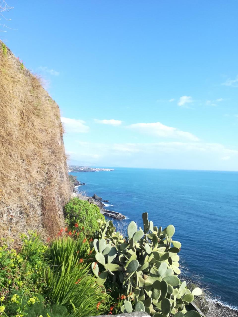 B&B La Spiaggetta Di Stazzo Acireale Exterior photo