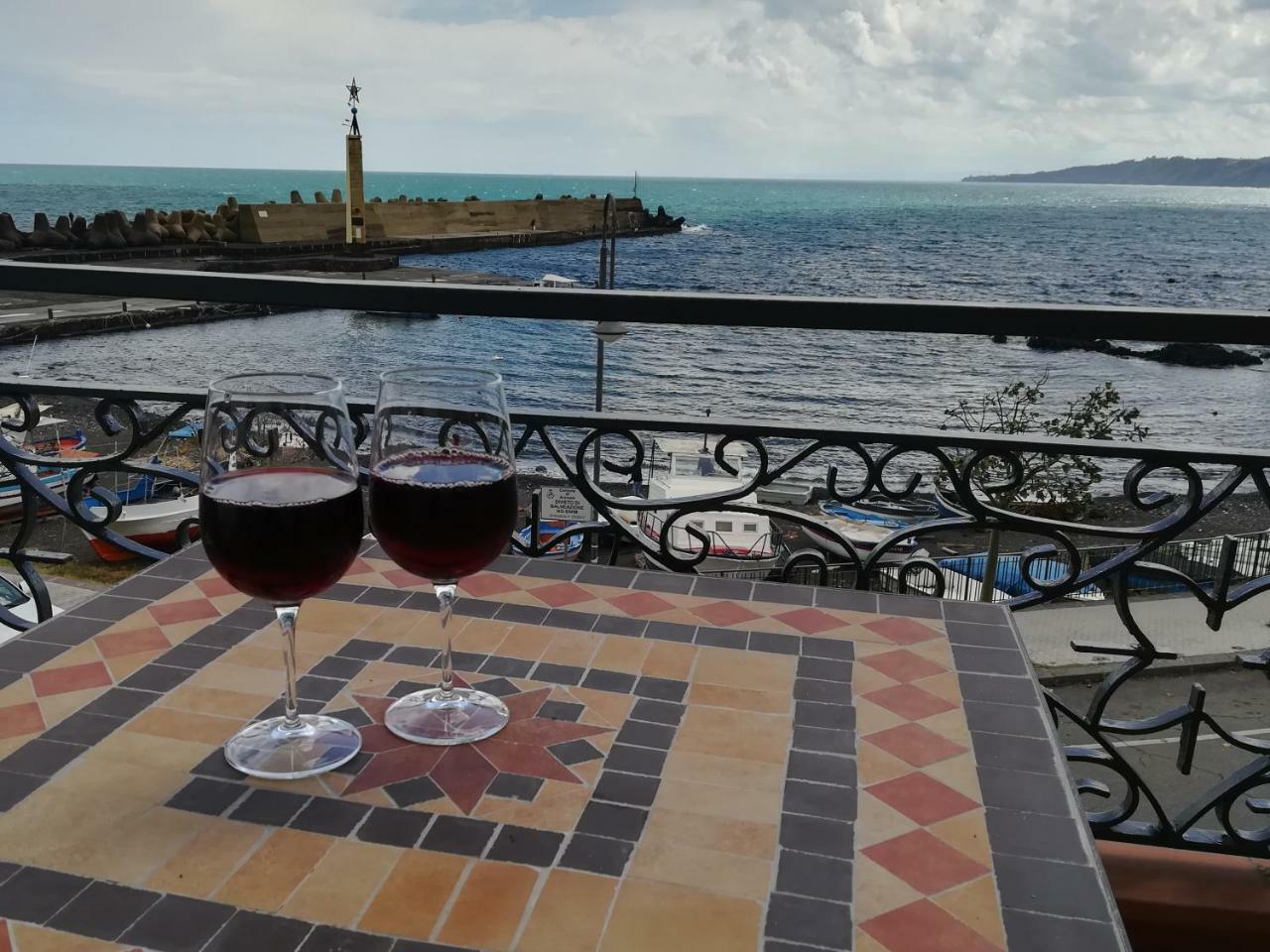 B&B La Spiaggetta Di Stazzo Acireale Exterior photo