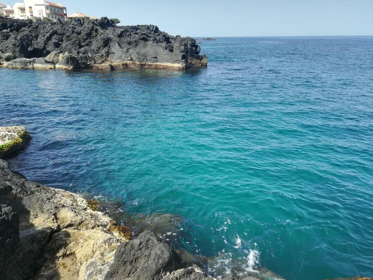 B&B La Spiaggetta Di Stazzo Acireale Exterior photo